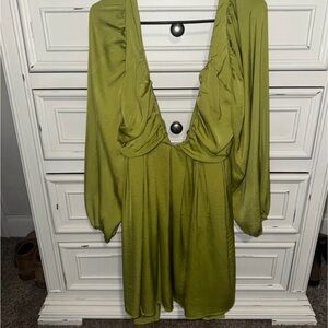 Lulu's Olive Green Long Sleeve Dress